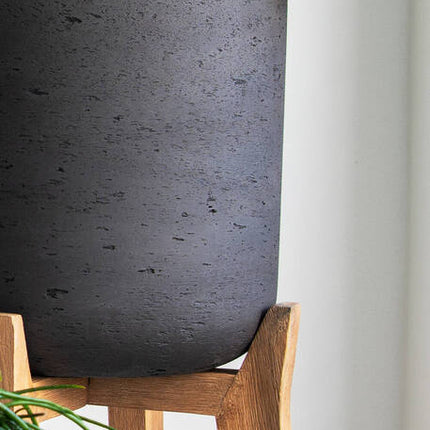 Pottery Pots - Charlie (Feet Hight) - M - Black Washed