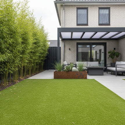 Achtertuin met Kunstgras Select 10 36 mm voor een luxe en natuurlijk gazon